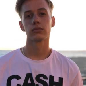 Meet your Posher, Hunter